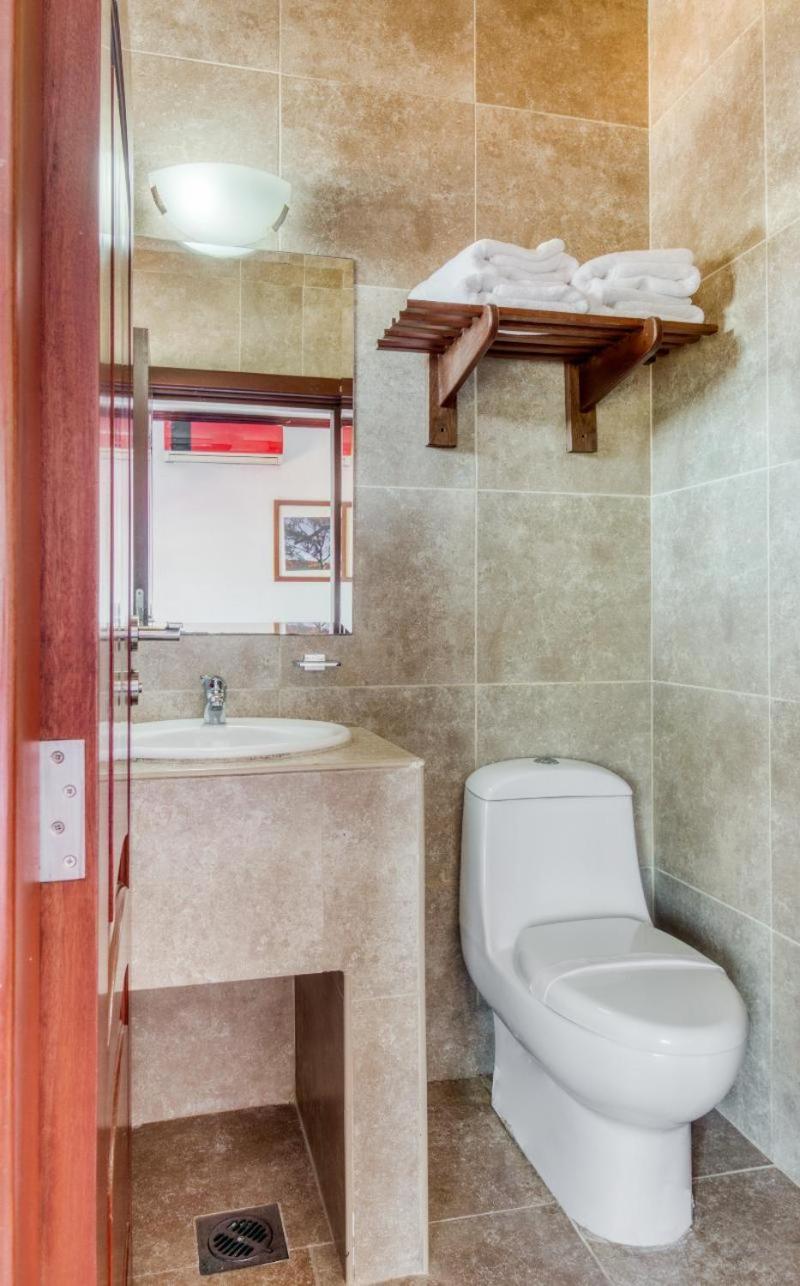 Monte Salerno Hotel & Suites Montemorelos 部屋 写真