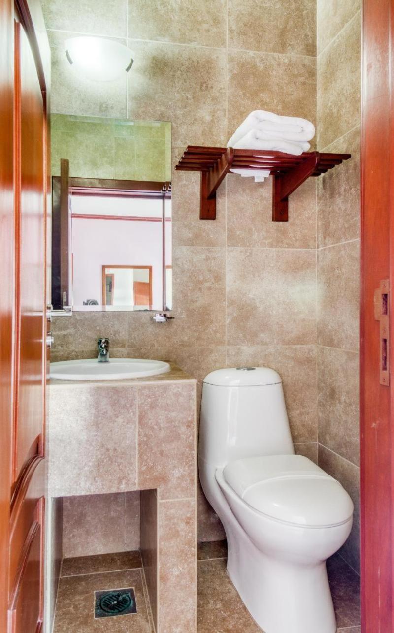 Monte Salerno Hotel & Suites Montemorelos 部屋 写真