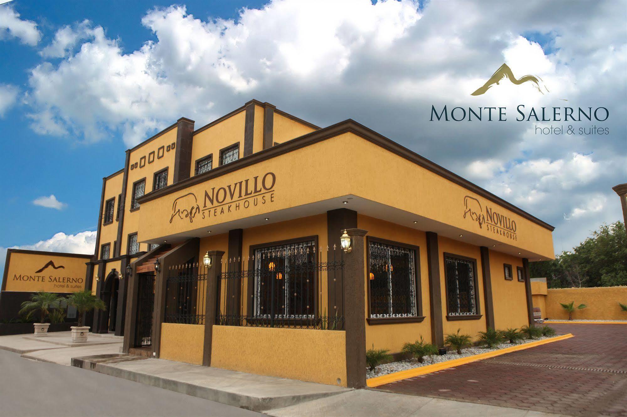 Monte Salerno Hotel & Suites Montemorelos エクステリア 写真